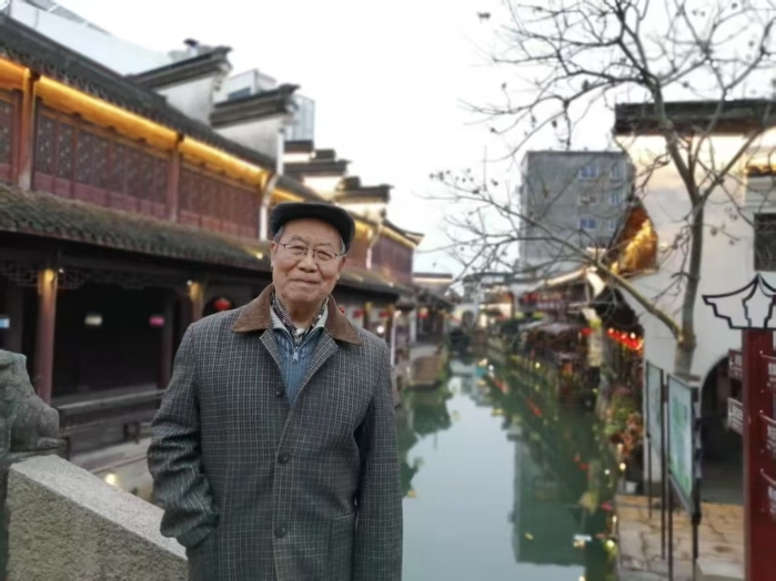 王鼎光